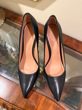 Halston Heritage Black Pointed-Toe Leather Pumps